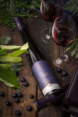 青島紫斐酒業攜旗下全系藍莓果酒亮相上海果酒展